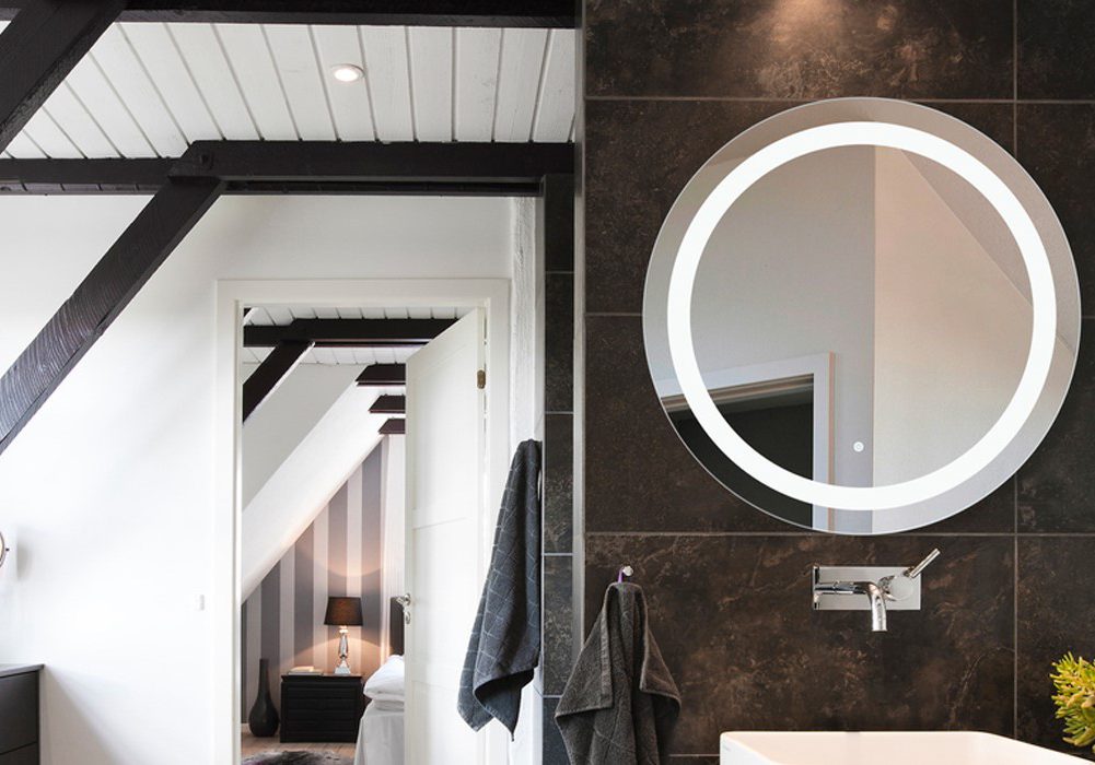slide-mirror-1
